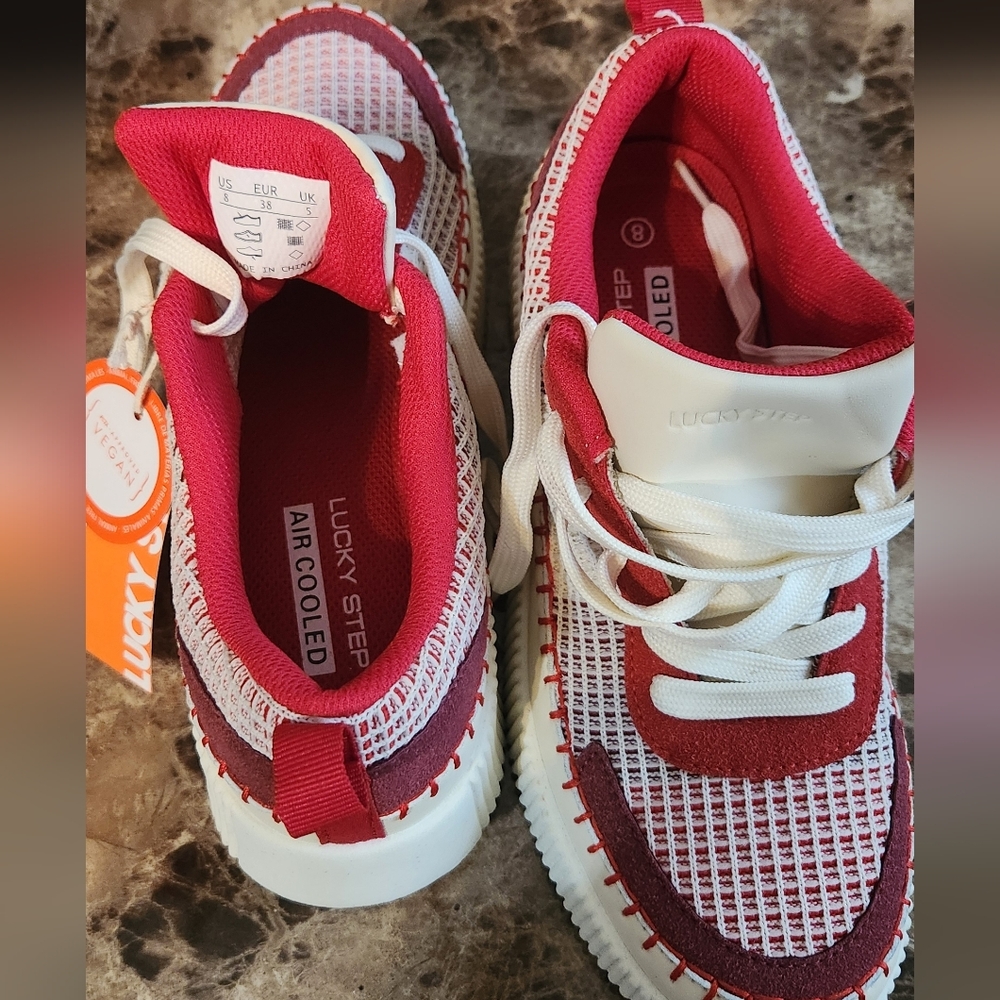 Lucky Brand Ladies Sneakers in Red and White